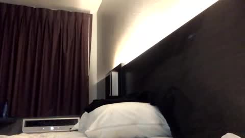 Snapshot of emilyclear chatting on 05/17/26, 10:22 emilyclear online show from 05/17/26, 10:22