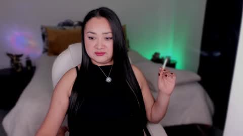 Snapshot of emilydolshe2 chatting on 07/22/26, 01:25 Emily Dolshe online show from 07/22/26, 01:25