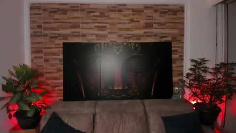 Snapshot of emilyfitness8 chatting on 10/24/25, 03:03 emily online show from 10/24/25, 03:03