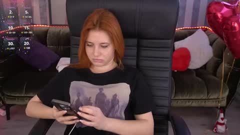 Emily online show from 02/17/25, 09:24