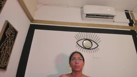 Emily online show from 05/08/26, 11:37