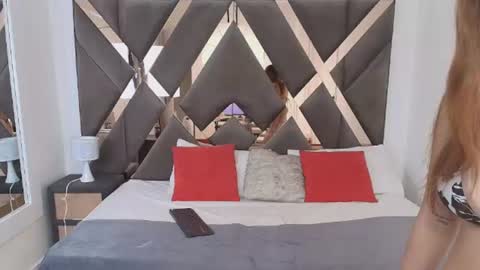Snapshot of emilygracce chatting on 06/10/26, 01:21 emilygracce online show from 06/10/26, 01:21