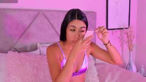 Emily online show from 09/18/25, 11:45