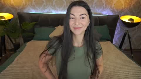 Emily online show from 02/04/25, 06:46