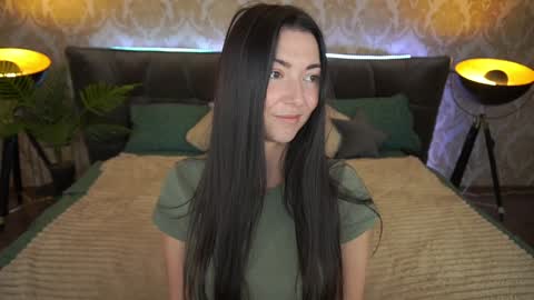 Emily online show from 02/04/25, 09:49