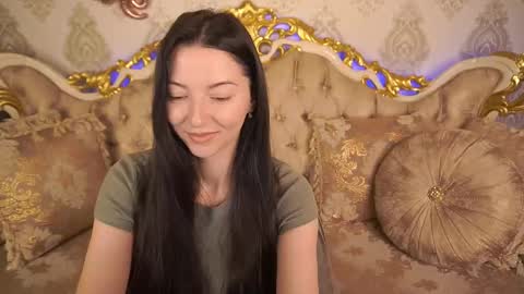Emily online show from 03/06/25, 07:25