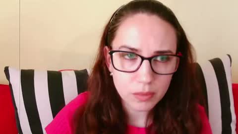 Snapshot of emilyhotflirt chatting on 06/09/26, 02:17 Emily online show from 06/09/26, 02:17