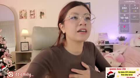 Snapshot of emilyincb1 chatting on 12/16/25, 01:21 first stream May 5 ig online show from 12/16/25, 01:21