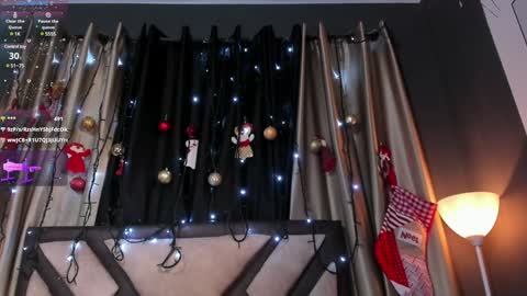 Emily Jhonson online show from 12/12/24, 12:44