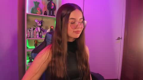 VALEEEN online show from 12/10/24, 04:17