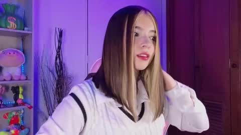 VALEEEN online show from 09/14/25, 06:18