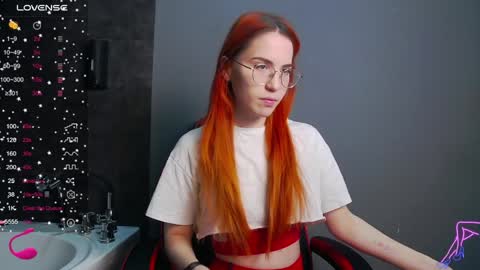 EmilyKents online show from 12/04/24, 01:25