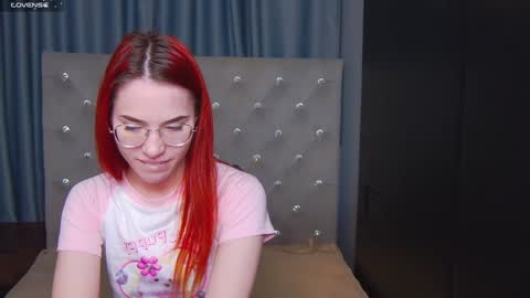 EmilyKents online show from 12/06/24, 01:29