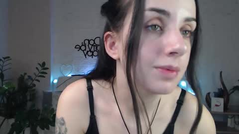 Emyli online show from 03/10/25, 01:23