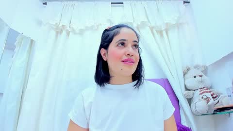 Emily online show from 01/05/25, 04:48