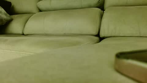 emily monrro online show from 12/06/24, 02:35