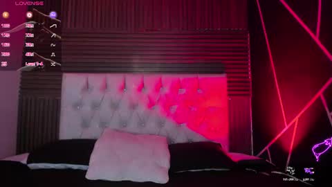 emilymora1_ online show from 07/28/26, 05:03