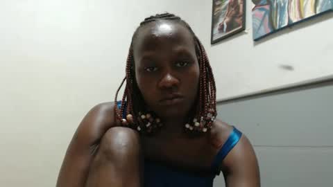 Snapshot of emilyposha chatting on 03/22/26, 09:51 Emilly online show from 03/22/26, 09:51