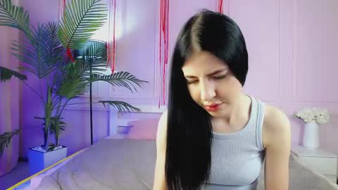 Snapshot of emilyramsey chatting on 05/17/26, 05:31 Emily online show from 05/17/26, 05:31