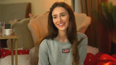 Emily online show from 03/11/25, 05:27