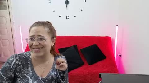 emily  friends online show from 10/05/25, 11:24