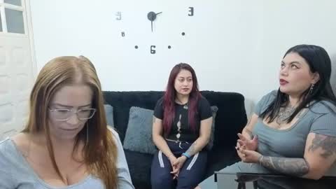 emily  friends online show from 06/25/26, 05:06