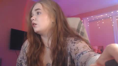 Snapshot of emilyrisse chatting on 10/24/25, 05:20 Emily Emi online show from 10/24/25, 05:20