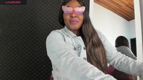 emilyrojas online show from 01/17/25, 12:31