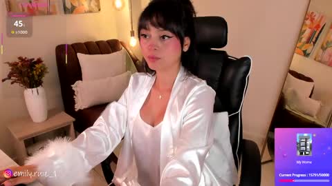 Emily online show from 05/07/26, 07:47