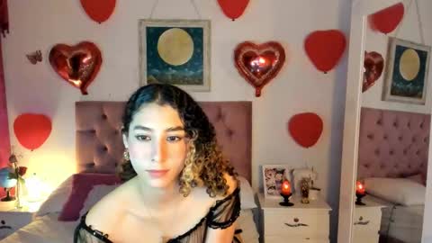 Snapshot of emilysantana790694 chatting on 02/19/26, 02:18 Emily Santana online show from 02/19/26, 02:18