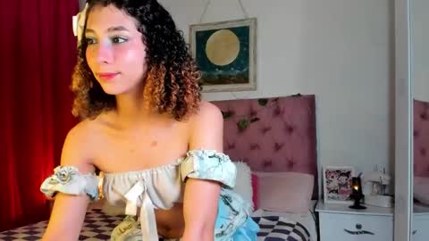 Snapshot of emilysantana790694 chatting on 03/27/26, 04:07 Emily Santana online show from 03/27/26, 04:07