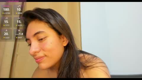 Snapshot of emilysex_118 chatting on 10/23/25, 12:32 Emily online show from 10/23/25, 12:32