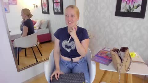 Summer 3 online show from 03/07/25, 08:44