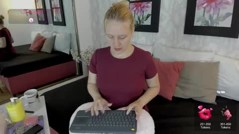 Summer 3 online show from 10/02/25, 11:12