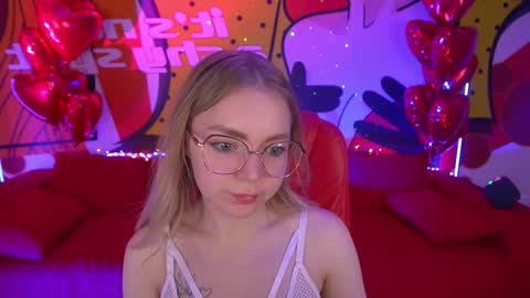  MY NAME IS Emily WELCOME EVERYONE I WILL BE HAPPY TO GIVE YOU WHAT YOU HAVE DREAMED OF FOR SO LONG online show from 02/18/25, 11:19