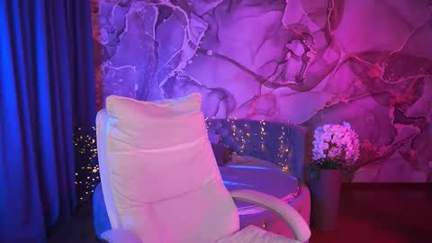 Snapshot of emilysunshines chatting on 10/11/25, 01:42 MY NAME IS Emily WELCOME EVERYONE I WILL BE HAPPY TO GIVE YOU WHAT YOU HAVE DREAMED OF FOR SO LONG online show from 10/11/25, 01:42