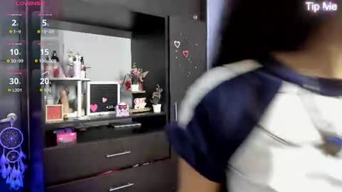Emy online show from 06/11/26, 11:58