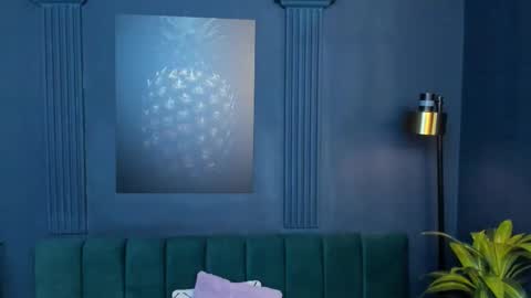 Snapshot of emilythyson chatting on 10/24/25, 12:12 Emily Thyson online show from 10/24/25, 12:12