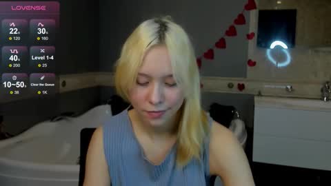 Snapshot of emilytrase chatting on 02/28/26, 02:01 Betty online show from 02/28/26, 02:01