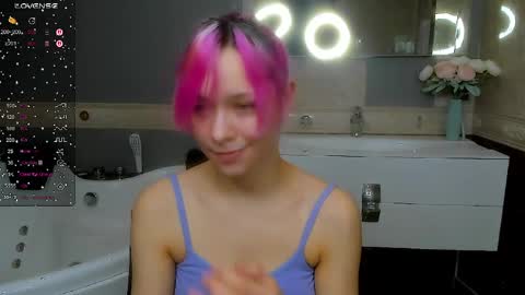 Snapshot of emilytrase chatting on 03/27/26, 02:17 Betty online show from 03/27/26, 02:17