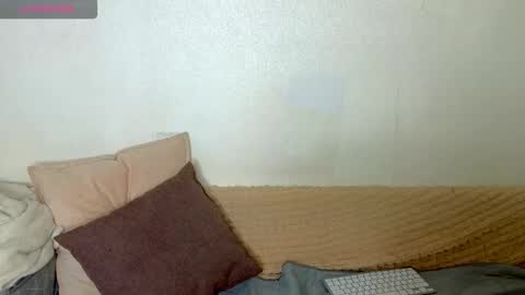 Snapshot of emilytrays chatting on 01/15/26, 02:54 Emily wish-list online show from 01/15/26, 02:54