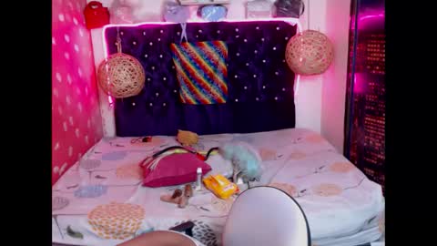Emily online show from 01/28/25, 11:07