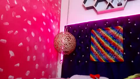 Emily online show from 02/19/25, 04:00