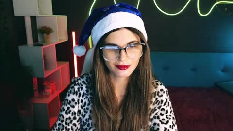 Emily online show from 12/06/24, 06:48