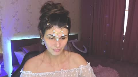 Emily online show from 12/30/24, 06:42