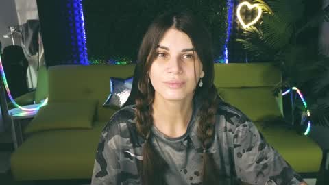 Emily online show from 01/20/25, 01:28