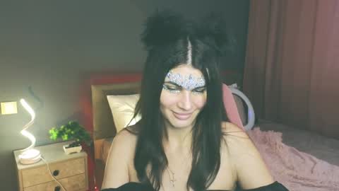 Emily online show from 01/25/25, 04:34