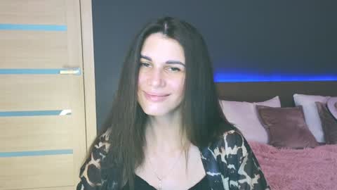 Emily online show from 02/05/25, 04:27