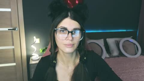 Emily online show from 02/12/25, 02:14