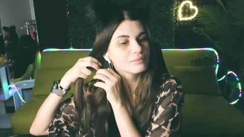Emily online show from 03/02/25, 01:36